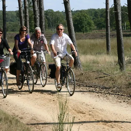 Σπίτι διακοπών Spacious In With Garden *