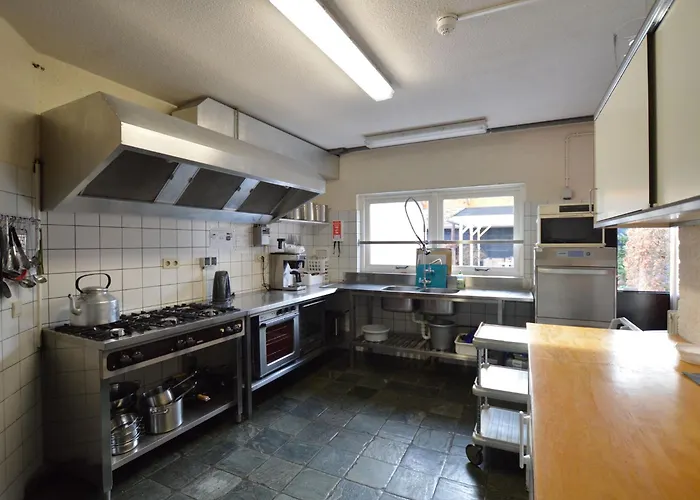 Spacious In With Garden Hébergement de vacances Bergeijk