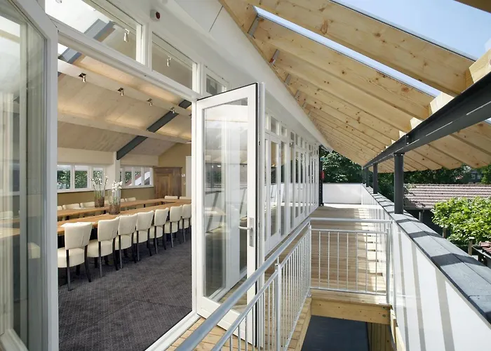 Hébergement de vacances Spacious In With Garden